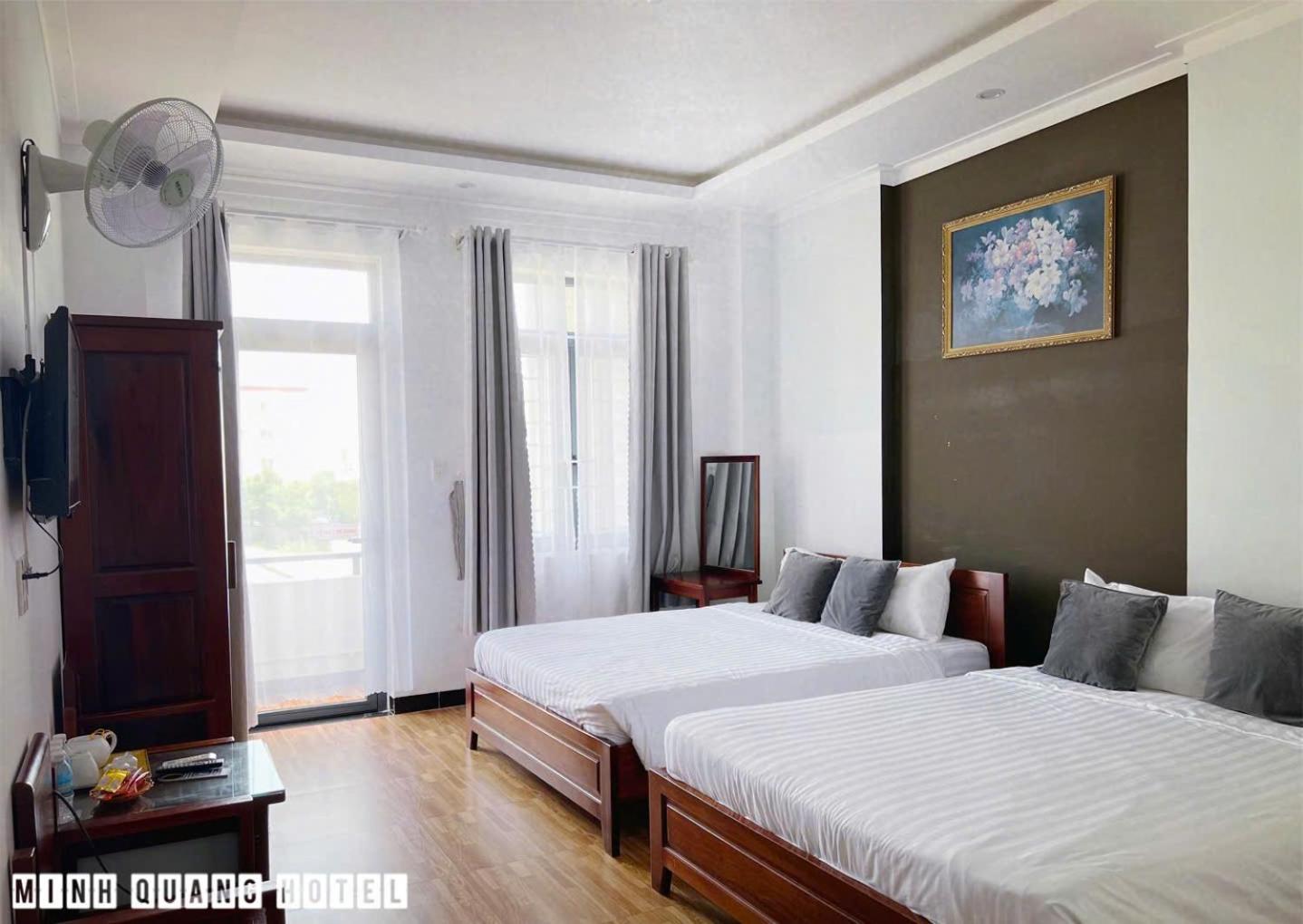 Khach San Minh Quang Hotell Phan Rang Exteriör bild