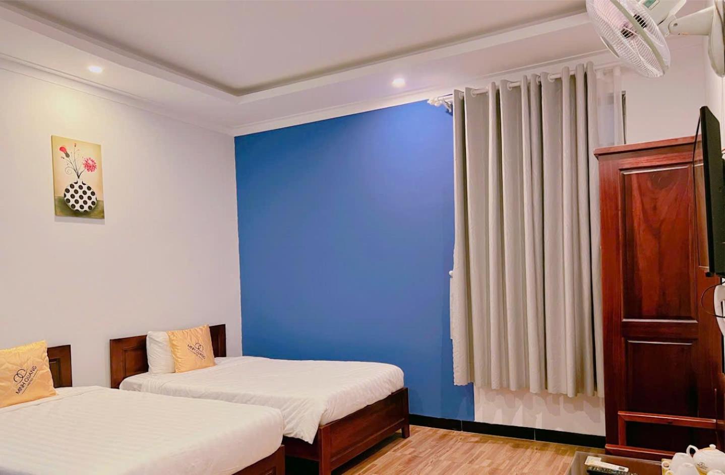 Khach San Minh Quang Hotell Phan Rang Exteriör bild